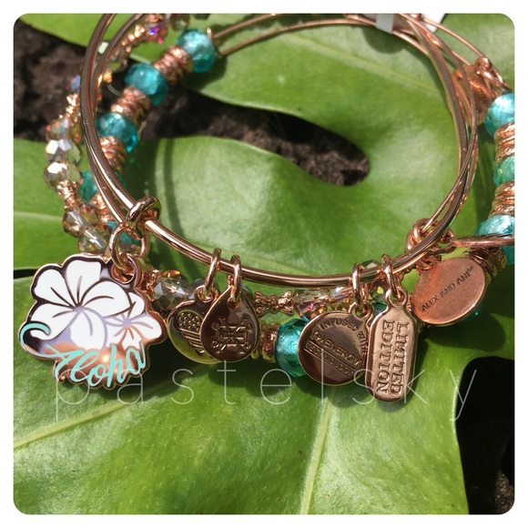 🆕 ALEX & ANI hawaii lei aloha bangle set LIMITED - Picture 2 of 7